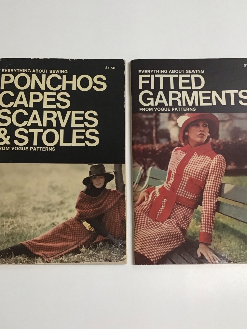 Vintage Vogue Sewing Guide Books SET Fitted Garment 1972 Ponchos Capes 1971 EUC - Picture 6 of 6